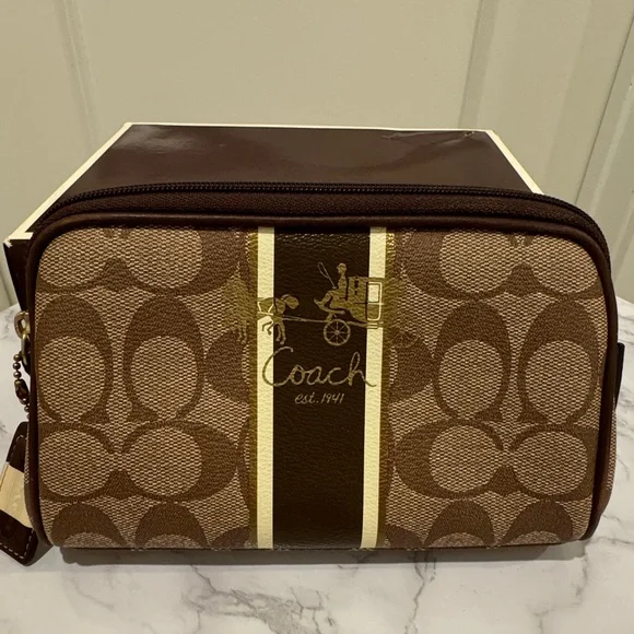 Pre owned Coach Cosmetic Bag - Picture 6 of 6